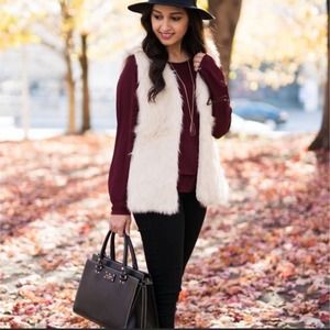 takara off white faux fur vest size medium